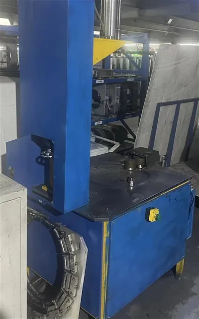 Enkelt huvud vertikal kantspinningsmaskin